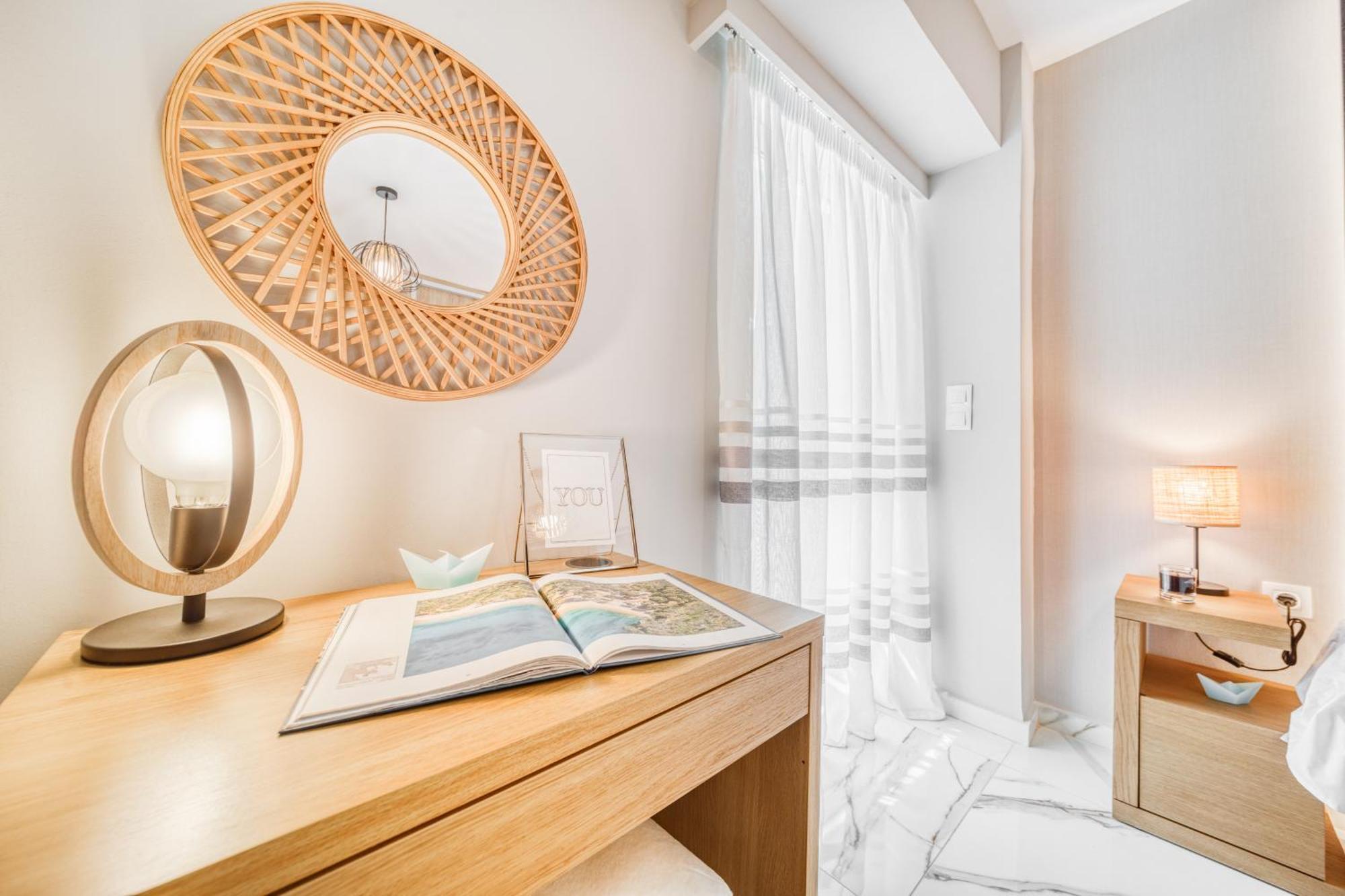 Athens Riviera, Seaview, Beachfront, Lux Apartment On Starbucks Building Exterior photo